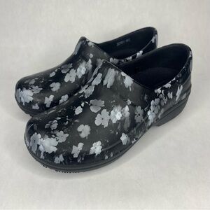 Crocs Neria Pro II Graphic Slip On Work Clog